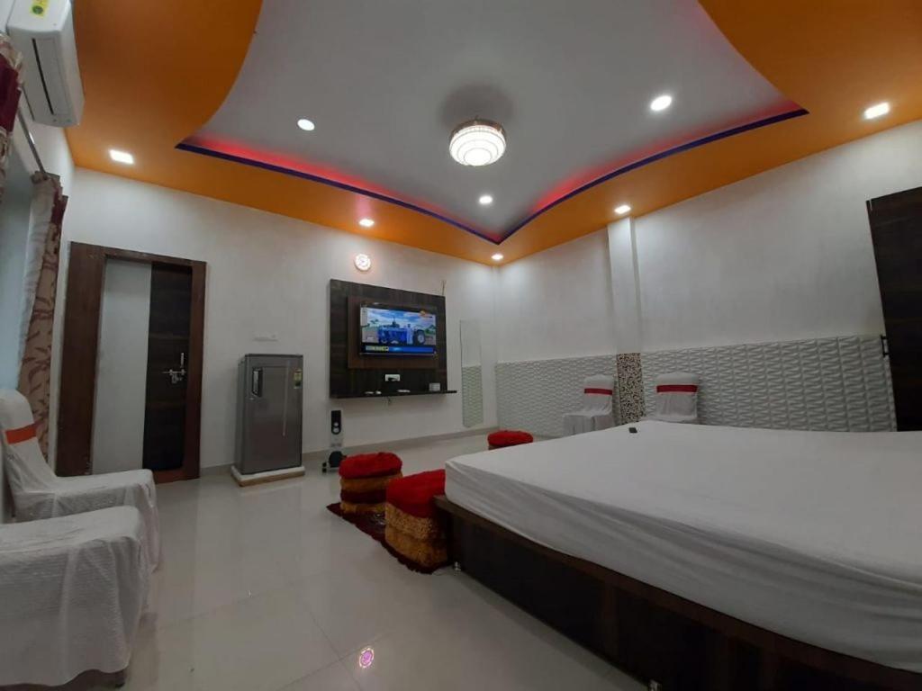 Rajmahal Resort Патна Екстериор снимка